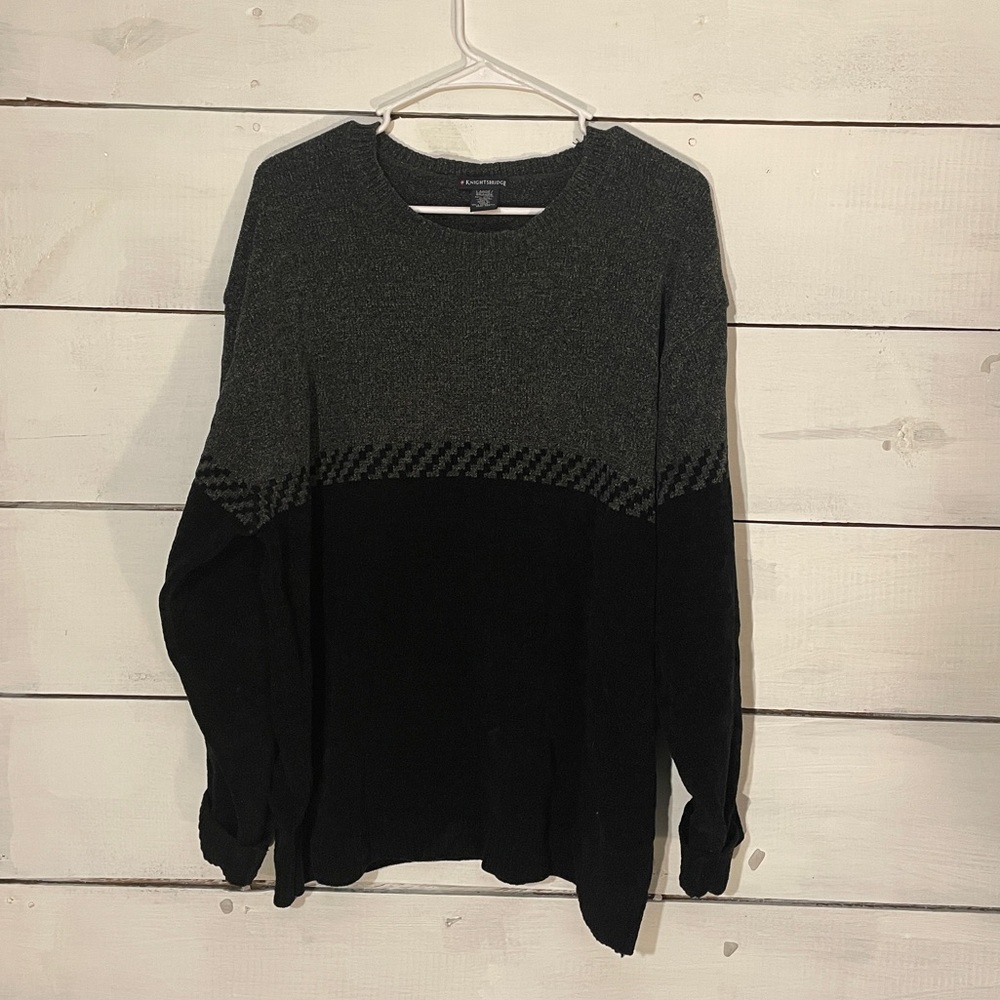 KNIGHTSBRIDGE GREY AND BLACK CUTE FALL SWEATER